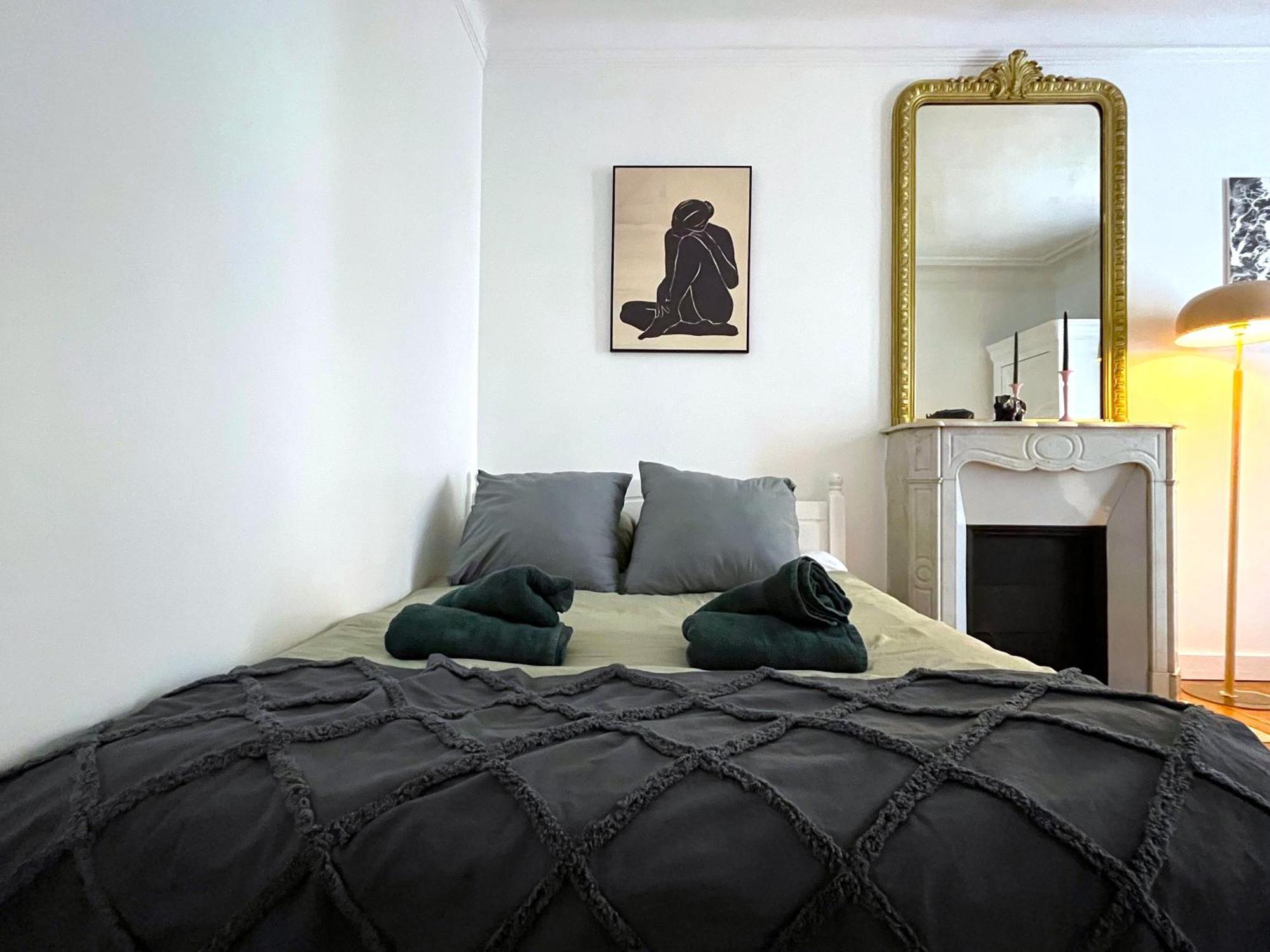 Lovely Haussmannian Flat In Montparnasse Párizs Kültér fotó